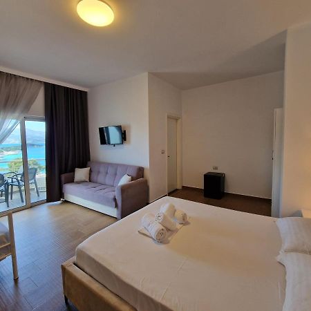 Hotel Queen Margaret Seaside Ksamil Exteriör bild
