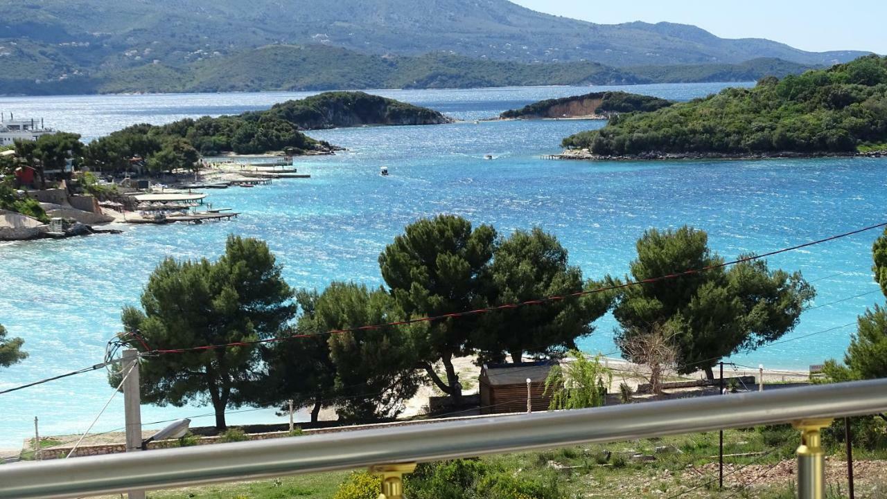 Hotel Queen Margaret Seaside Ksamil Exteriör bild